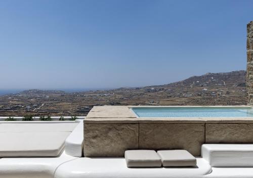 Gallery image of WhiteArt Suites in Agrari