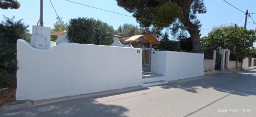 Φωτογραφία από το άλμπουμ του Kyklades Sensation Apartments ATH Airport σε Αρτέμιδα