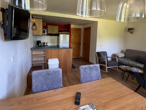 Appartement rénové 2 pièces · Ski aux pieds · Belle Plagne Haut · Piscine & Spa - FR-1-181-2824