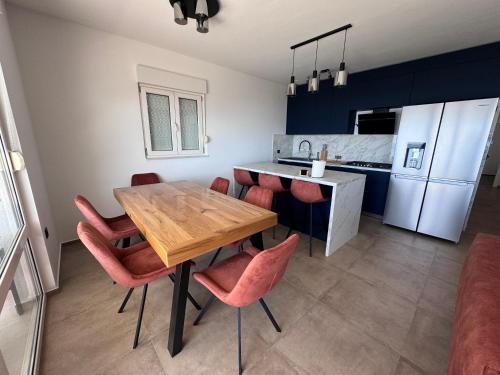 Chill blue - Split Apartment