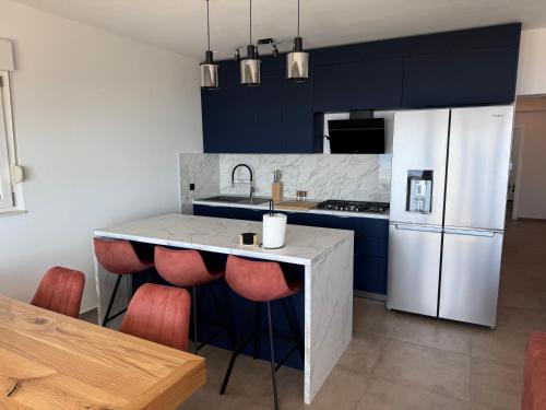 Chill blue - Split Apartment