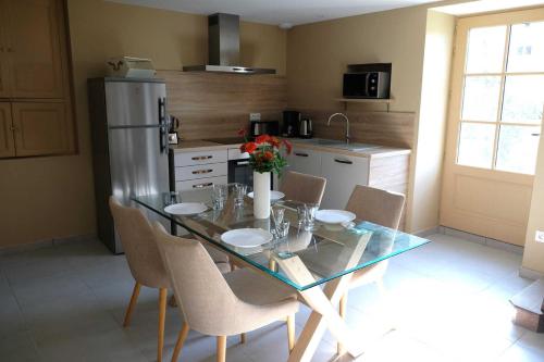 Φωτογραφία από το άλμπουμ του Le relais postal σε Celle-Lévescault