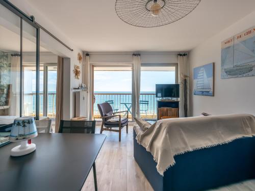 Appartement 3* face à la plage avec balcon et cuisine équipée