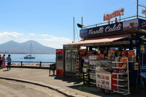 Lo Studio, Napoli
