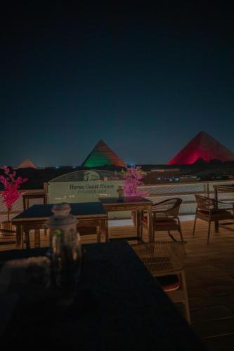 Fotografie z fotogalerie ubytování Horus Guest House Pyramids View v Káhiře