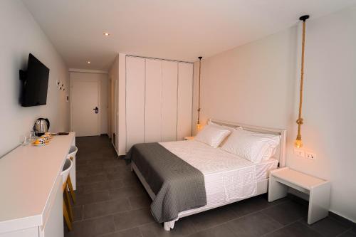 Gallery image of Hotel Vila 19 in Dhërmi