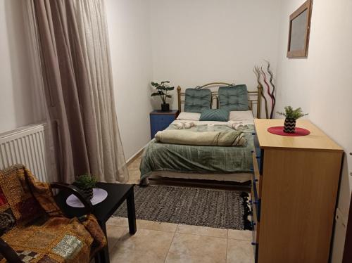 Gallery image of Blue Moon Apartments in Néa Michanióna