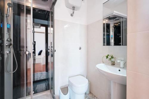Porta di Roma, Moderno Luminoso con Wi-Fi e AC