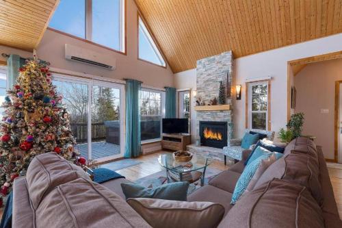 Foto sihtkohas Les Éboulements asuva majutusasutuse Chalet vue sur le fleuve et spa galeriist