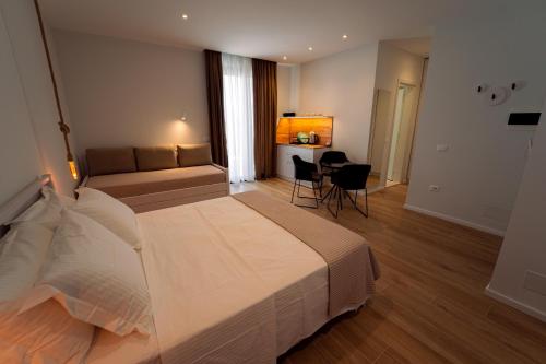Gallery image of Hotel Vila 19 in Dhërmi