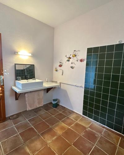 Фотография из галереи Escale de La falaise в городе Сент-Анн