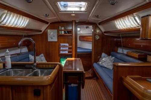 Imagen de la galería de Yacht Pipit, en Kavala