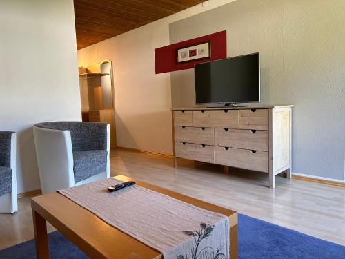 Appartementhaus Michaelaにあるテレビまたはエンターテインメントセンター