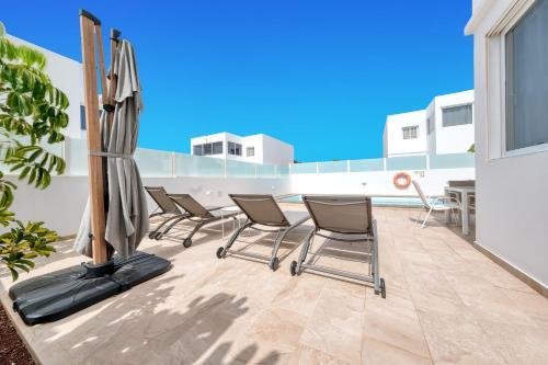 Lanzarote 2 - Private Pool, Air-Con and BBQ By Lanzarote Vacation Homes