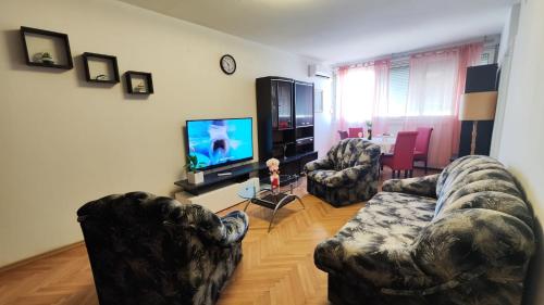 Apartment GaLa with Free Parking Near Old Town Split