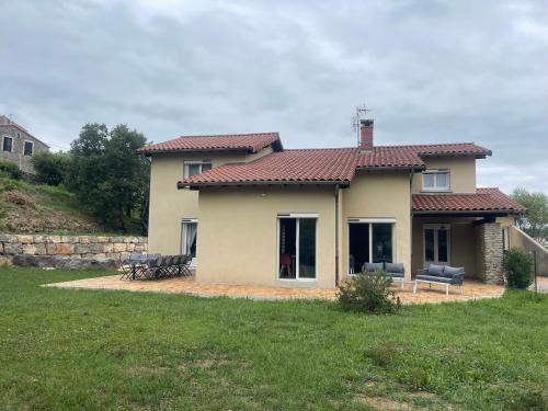 Φωτογραφία από το άλμπουμ του Villa Kéana avec Piscine en Sud Ardèche σε Lachapelle-sous-Aubenas