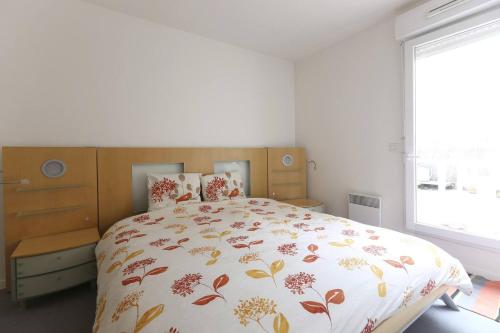 Private room with terrace in shared house