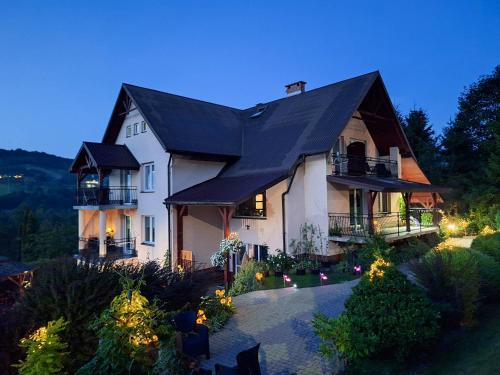 Noclegi Fregata - Pokoje Gościnne w Solinie 661-459-339