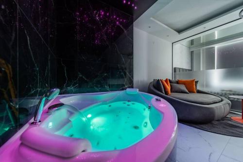 Bazén v ubytování Zebrano Spa nebo v jeho okolí