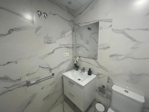 Koupelna v ubytování Apartamento 3 HOME SUITES ALMERÍA
