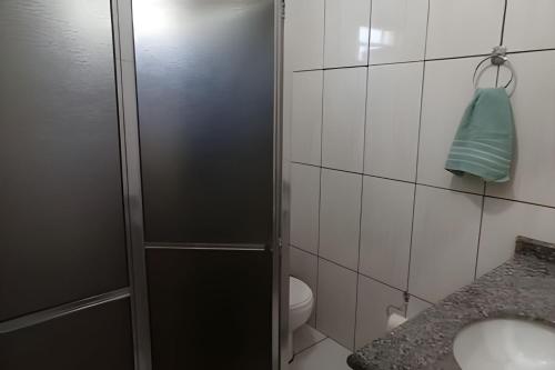 Bilik mandi di RECANTO DO ALVORADA