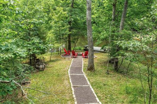 Zahrada ubytování Limberry Cove Lakefront Getaway