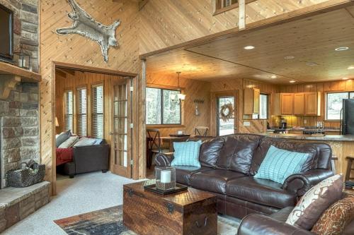 Χώρος καθιστικού στο Grendel Grove Getaway