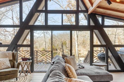 Φωτογραφία από το άλμπουμ του Trautwein Lake Cove with Hot Tub σε Innsbrook