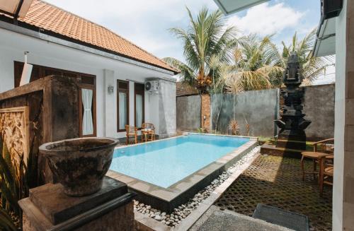 Бассейн в Ubud Sea Villa 2 или поблизости