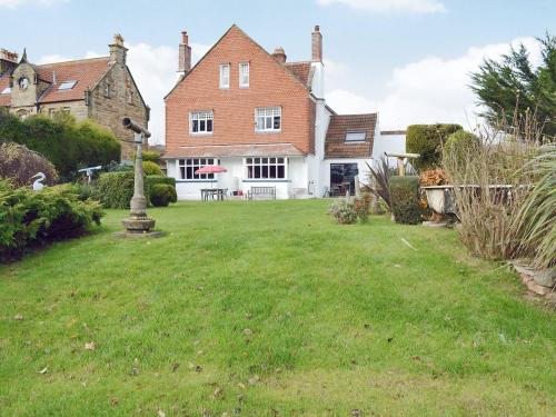 The building where the vacation home is located 