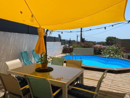 Villa Aux Amandiers pour 6 pers près de la Mer.