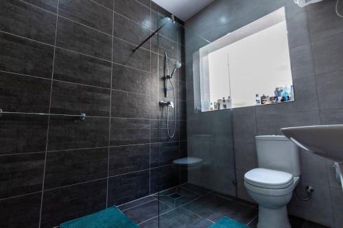 Ένα μπάνιο στο Sliema Townhouse