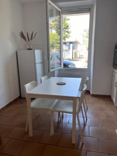 Gallery image of Charmant T2 en plein centre ville de Cavaillon in Cavaillon