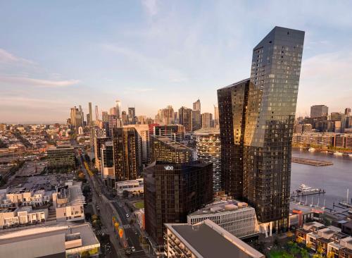 Vibe Hotel Melbourne Docklands Image