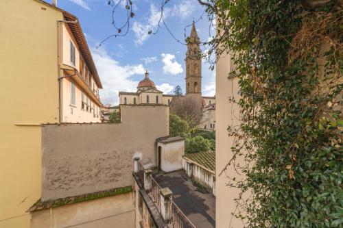 Elegant Penthouse in Santo Spirito