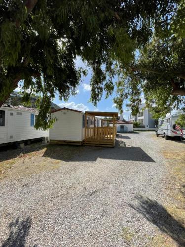 Φωτογραφία από το άλμπουμ του Happy Camp mobilehomes in Camping Apollonia στον Πλακιά