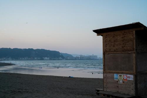 Gallery image of green grass in Kamakura