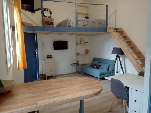 Charmant studio avec cour en centre-ville