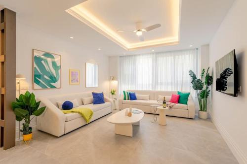 ISG apartments O'Donnell 2-1-FREE PARKING