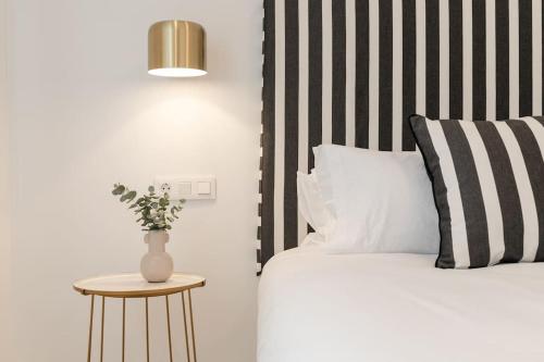 ISG apartments O'Donnell 2-2-FREE PARKING photo 11