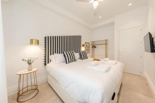 ISG apartments O'Donnell 2-2-FREE PARKING photo 18