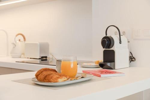 ISG apartments O'Donnell 2-2-FREE PARKING photo 28