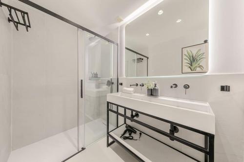 ISG apartments O'Donnell 2-2-FREE PARKING photo 44