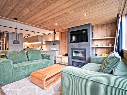 Chalet familial 12 pers avec jacuzzi et ski-in/ski-out - FR-1-613B-40