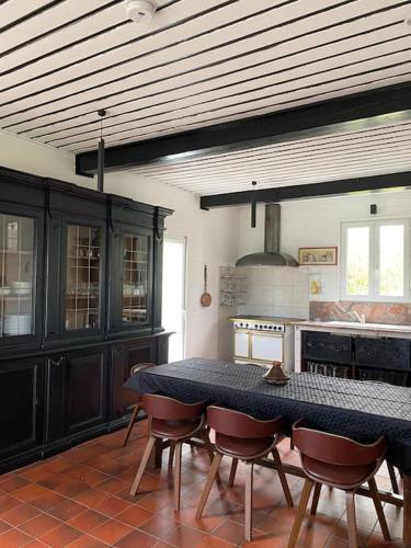 Dapur atau dapur kecil di Calme Normand