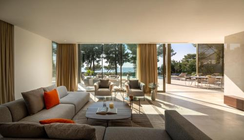 Khu vực ghế ngồi tại Pical Beach House, Valamar Collection