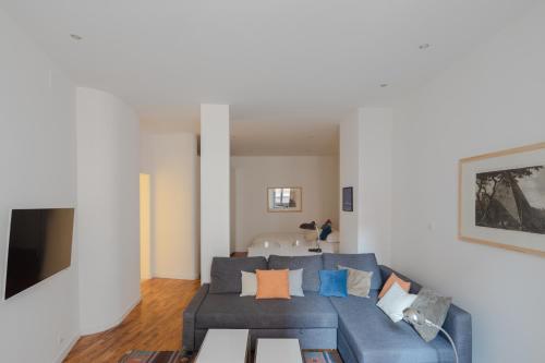 Modern pied a terre near Piazza Navona