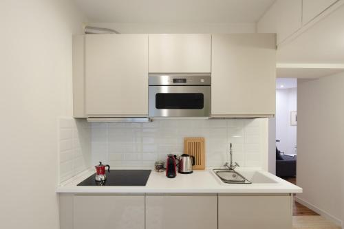 Modern pied a terre near Piazza Navona