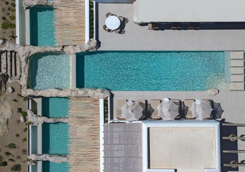 Gallery image of WhiteArt Suites in Agrari