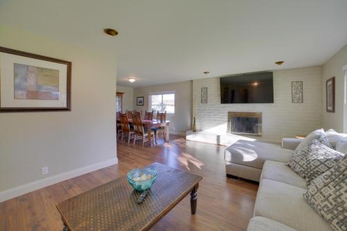 a living room with a couch and a table at Quiet Salinas Vacation Rental 10 Mi to Beach in Salinas